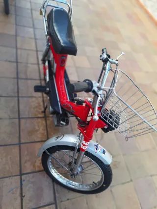 Torrot 49 Moped Roja y Plata
