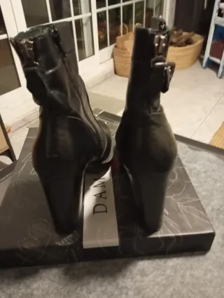 Botín de piel Alpe negro