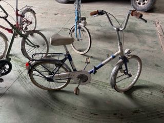 Bicicleta azul vintage