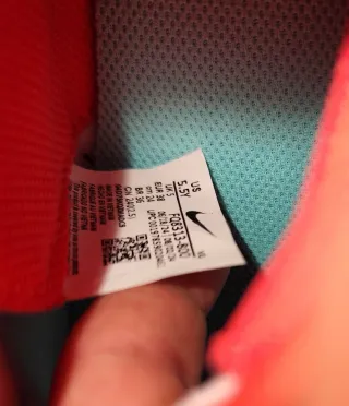 Zapatillas Nike Mercurial Rojas y Turquesa