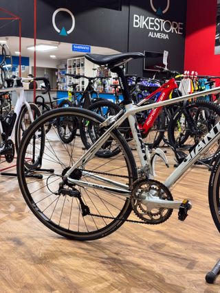 Bicicleta Carretera Giant Defy 9