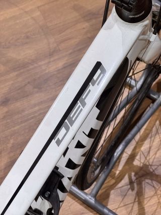 Bicicleta Carretera Giant Defy 9