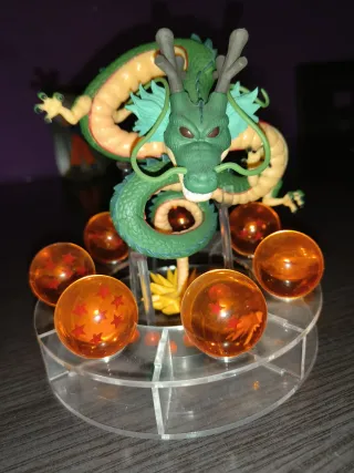 Shenron e 7 sfere del drago con espositore