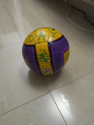 Balón Nike T90 Aerow II firmado por AS Roma 07/08