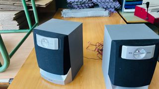 Altavoces Philips Negro y Gris