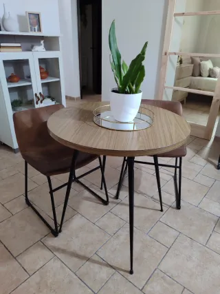 Sillas estilo industrial piel sintética y metal