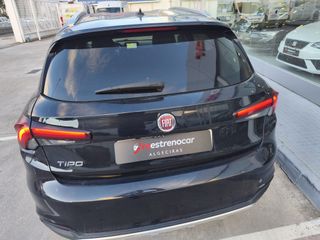 FIAT Tipo 2022 1.0T CROSS 100CV
