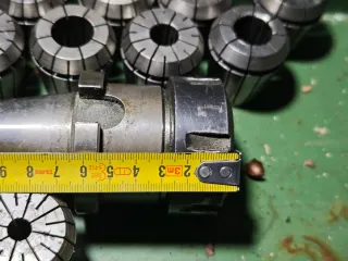 Lote 9 conos porta casquillo + 18 casquillos