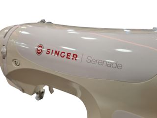 MAQUINA DE COSER SINGER C520L + ACCS + CABLE