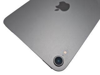 IPAD MINI 6TA GEN 64GB A2467 GRIS (MARCAS EN PANTALLA)