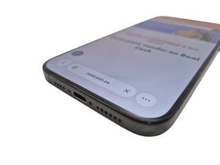 IPHONE 15 PRO MAX 256GB TITANIO NEGRO SALUD DE BATERIA 89% + CAJA