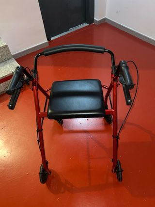 Andador Mobiclinic Escorial Rojo