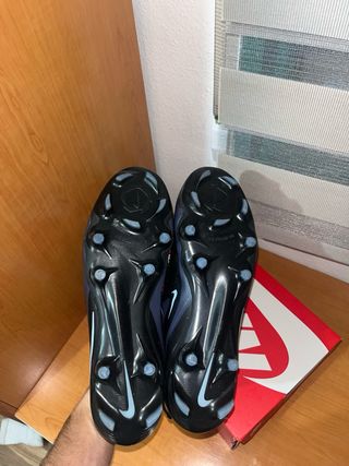 BOTA NIKE PHANTOM 6 LOW PRO FG