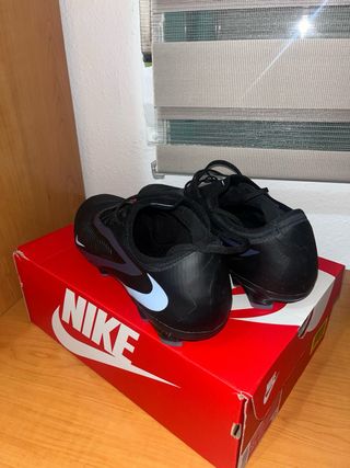 BOTA NIKE PHANTOM 6 LOW PRO FG