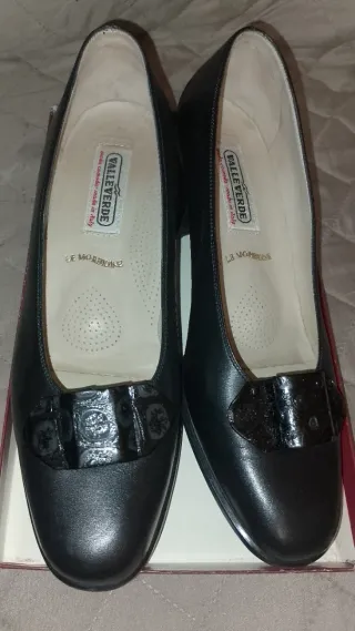 Scarpe donna Valleverde nere.