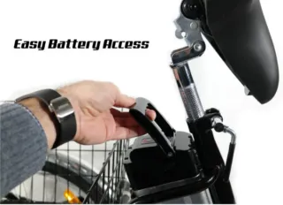 Bicicleta eléctrica de tres ruedas.