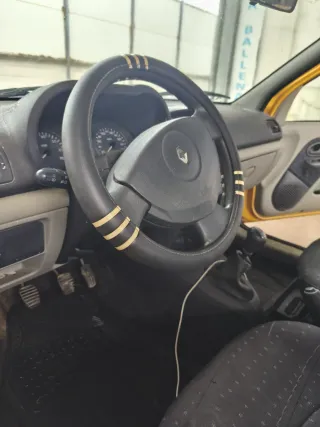 Renault Clio 2002