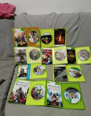 Lote 5 giochi Xbox 360: Darksiders, GTA V, L.A. No