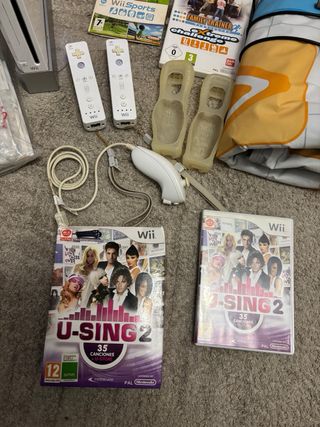 Consola Nintendo Wii Blanca + Juegos