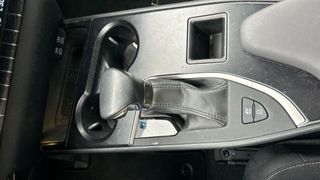 Lexus UX 2.0 250H BUSINESS AUTO 184 5P