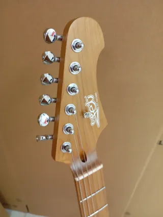 Guitarra Eléctrica Jet JS300 Sonic Blue