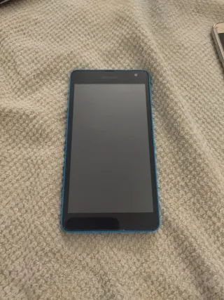 Samsung Galaxy J5  più Galaxy A3 più Lumia 535