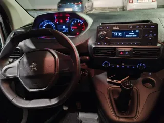 Peugeot Partner 2021