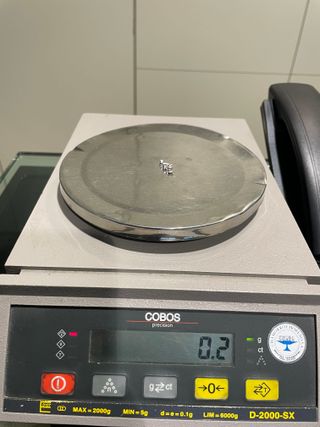 Pendientes Oro Blanco 18K con Rubí