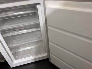 Congelador Zanussi pequeño