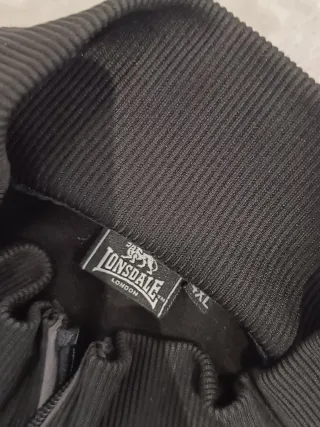 Chaqueta Lonsdale Negra Deportiva Talla M