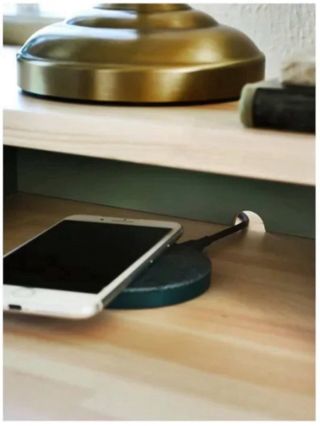 Mesita de noche IKEA OLDERDALEN madera