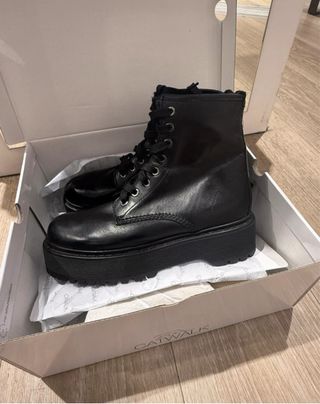 Stivali neri vera pelle nuovi