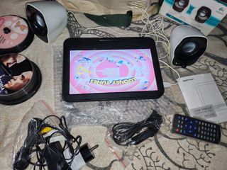 Reproductor DVD Portátil + Altavoces + Pelis