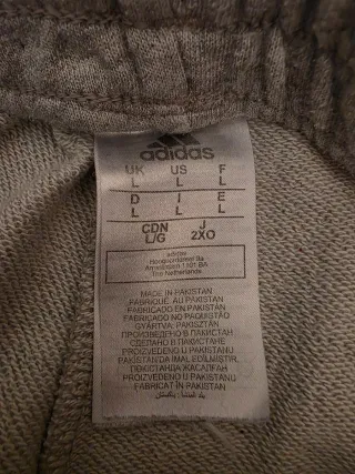 Pantalón chándal Adidas gris