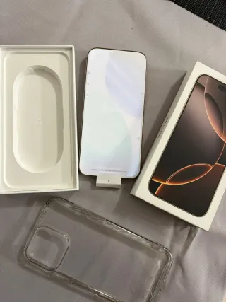 iPhone 16 Pro Max 256 GB Dorado