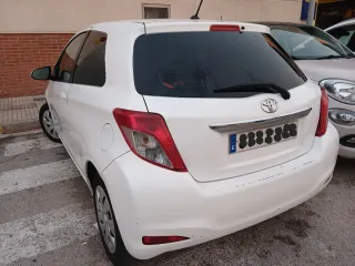 Toyota Yaris 2013