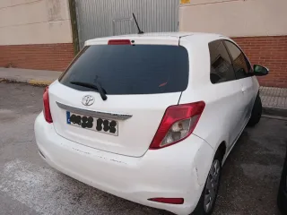 Toyota Yaris 2013