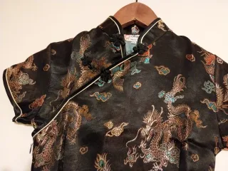 Vestido oriental dragones talla 8/10 años