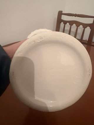 Jarrón de porcelana con girasoles