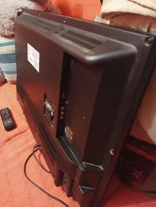 TELEVISIÓN 32 PULGADAS