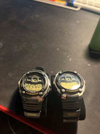 Relojes Casio AE-2000W (2 unidades)