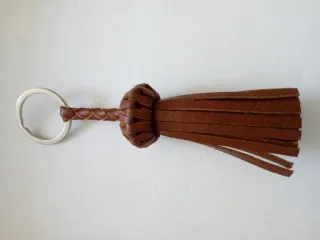 Llavero de cuero trenzado