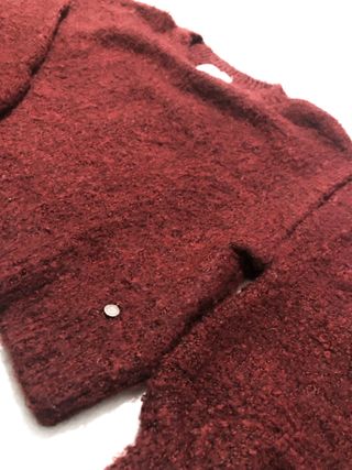 Camisola malha crop decote redondo