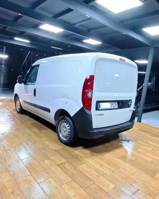 Opel Combo sólo 239000 km !!!!