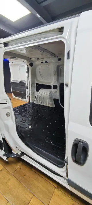 Opel Combo sólo 239000 km !!!!