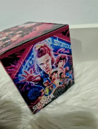 Caneca Stranger Things