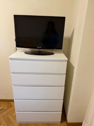 Cómoda Kullen 5 cajones blanca