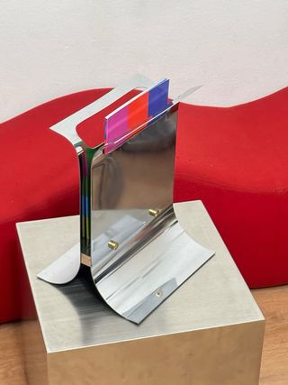 REVISTERO METAL VINTAGE