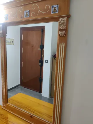 Baúl, arcón de madera maciza con espejo