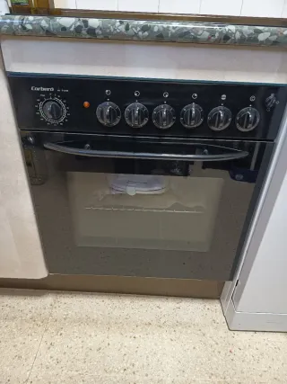 Horno y vitrocerámica Corberó